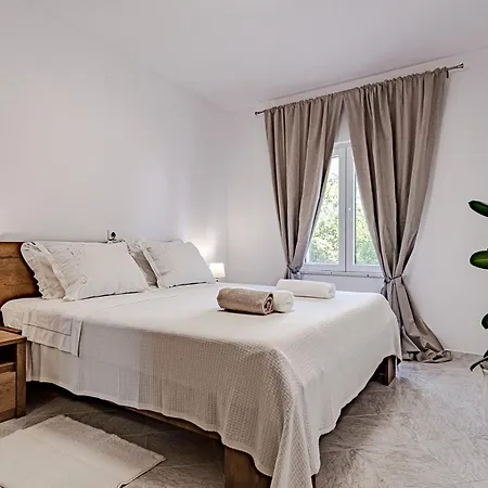 Appartement Corcyra Nigra 2 *