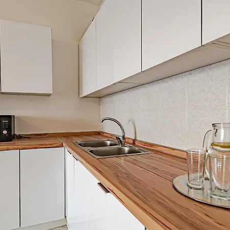 Corcyra Nigra 2 Apartman *